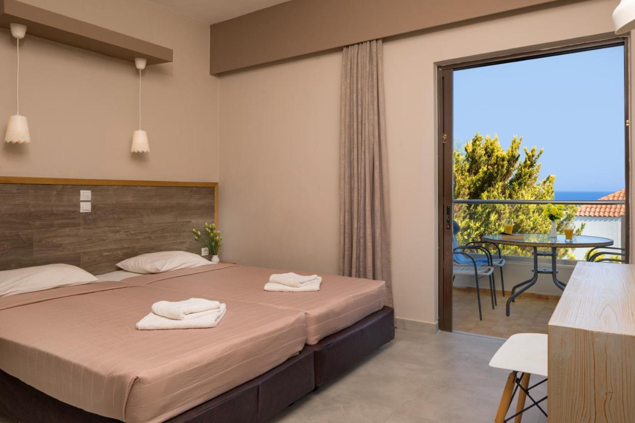 Nireas Hotel Като-Дарацо Екстер'єр фото