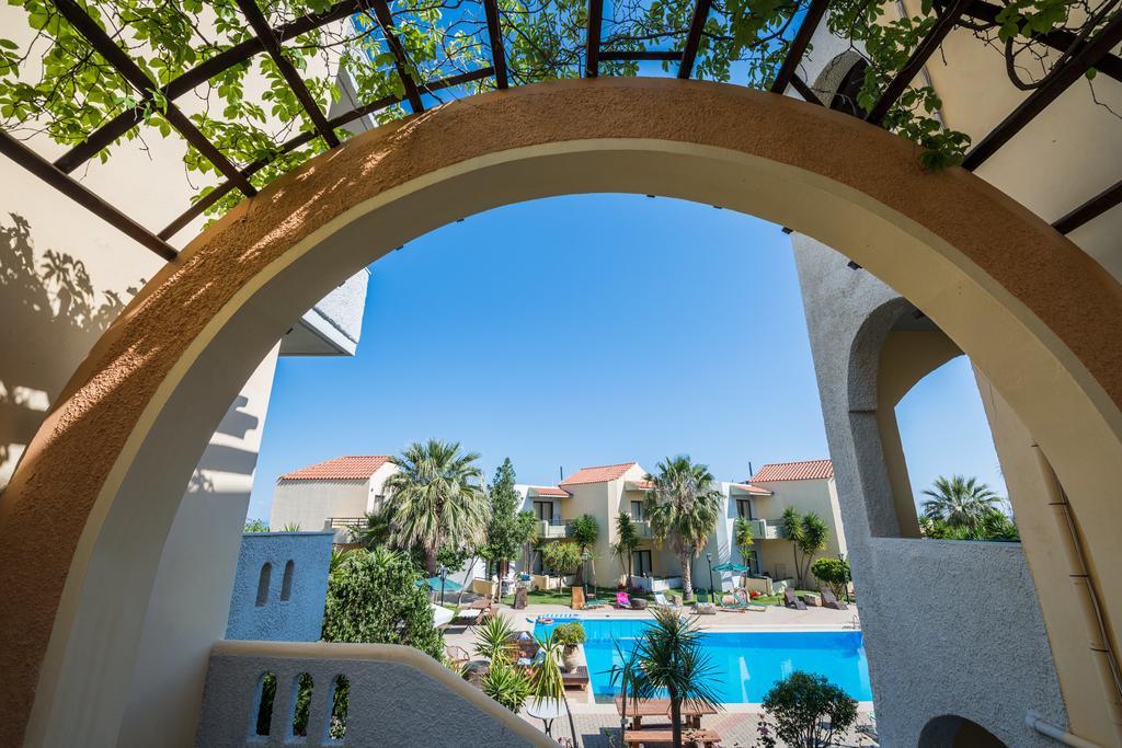 Nireas Hotel Като-Дарацо Екстер'єр фото